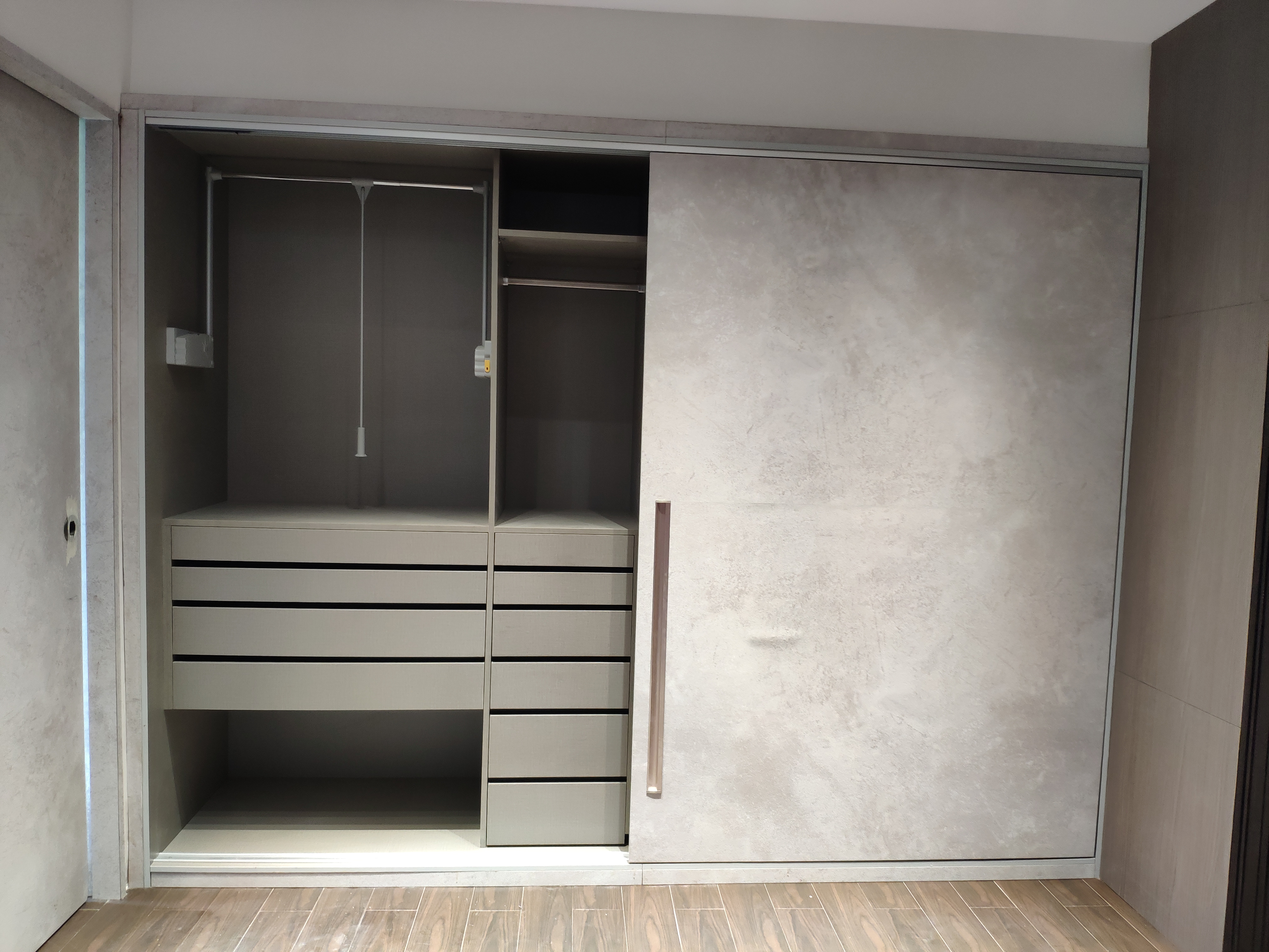 Modular Wardrobe Thane